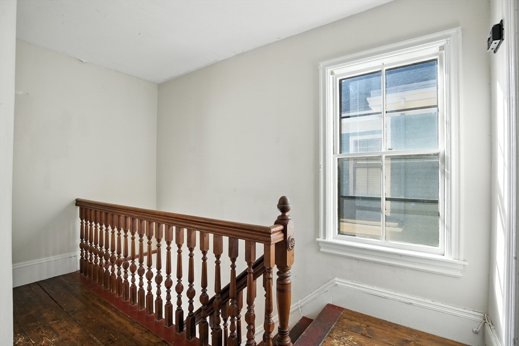 71 Purchase St