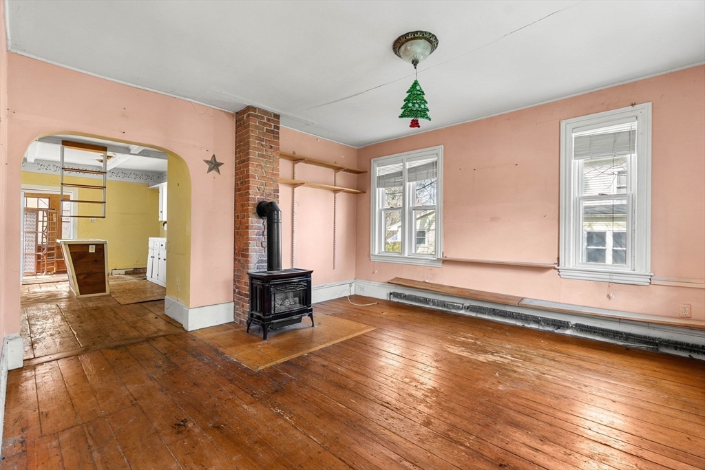 32 Ashland St