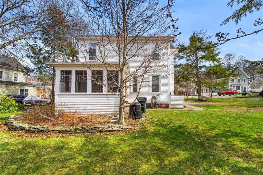 32 Ashland St