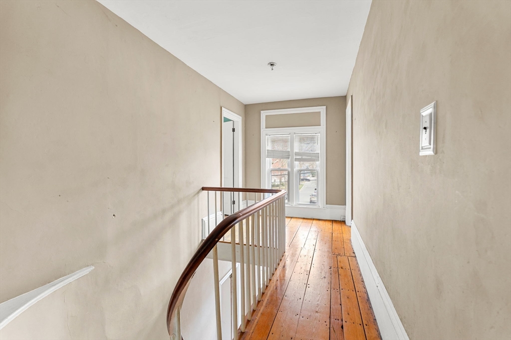 32 Ashland St