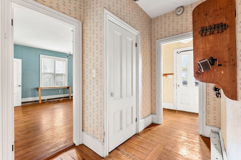 32 Ashland St