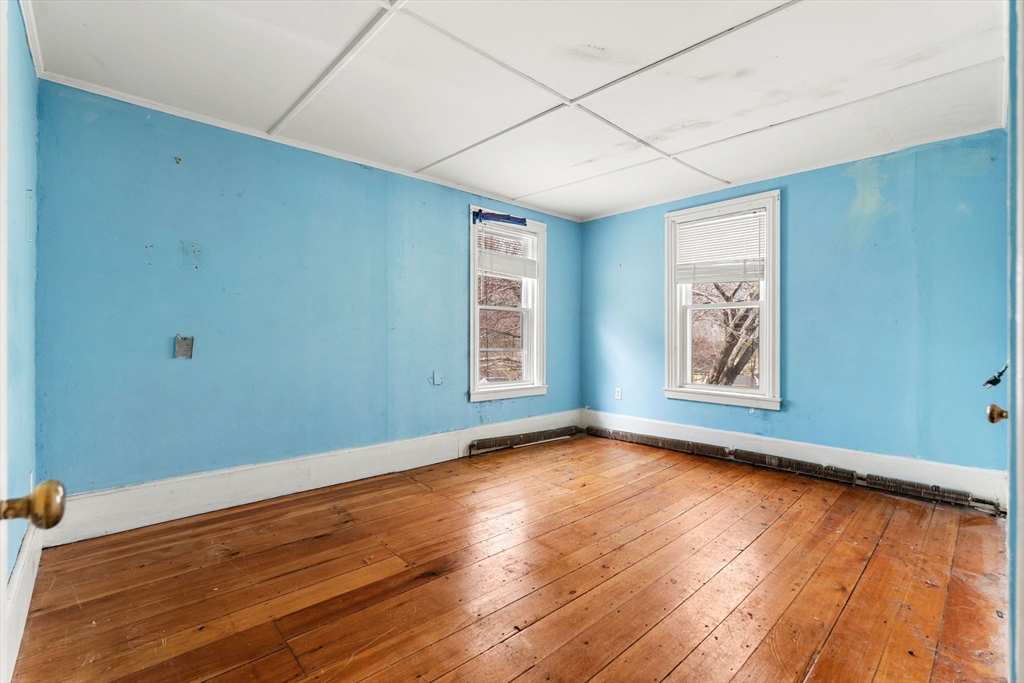 32 Ashland St