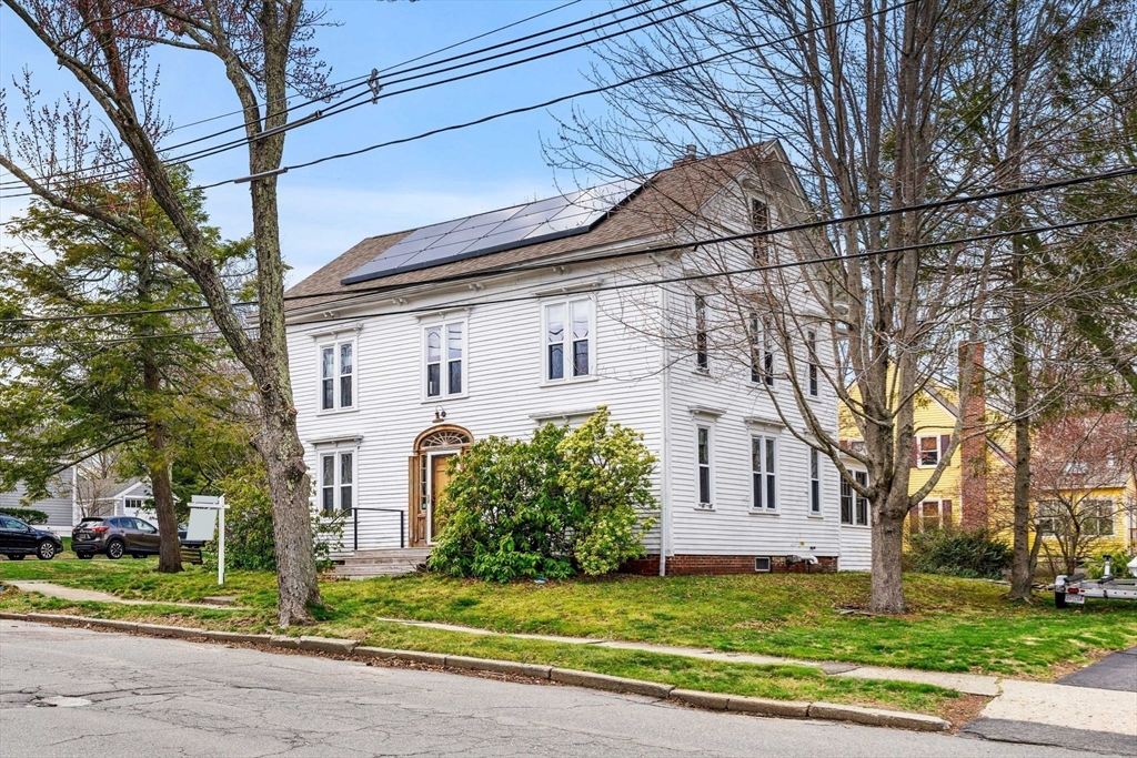 32 Ashland St