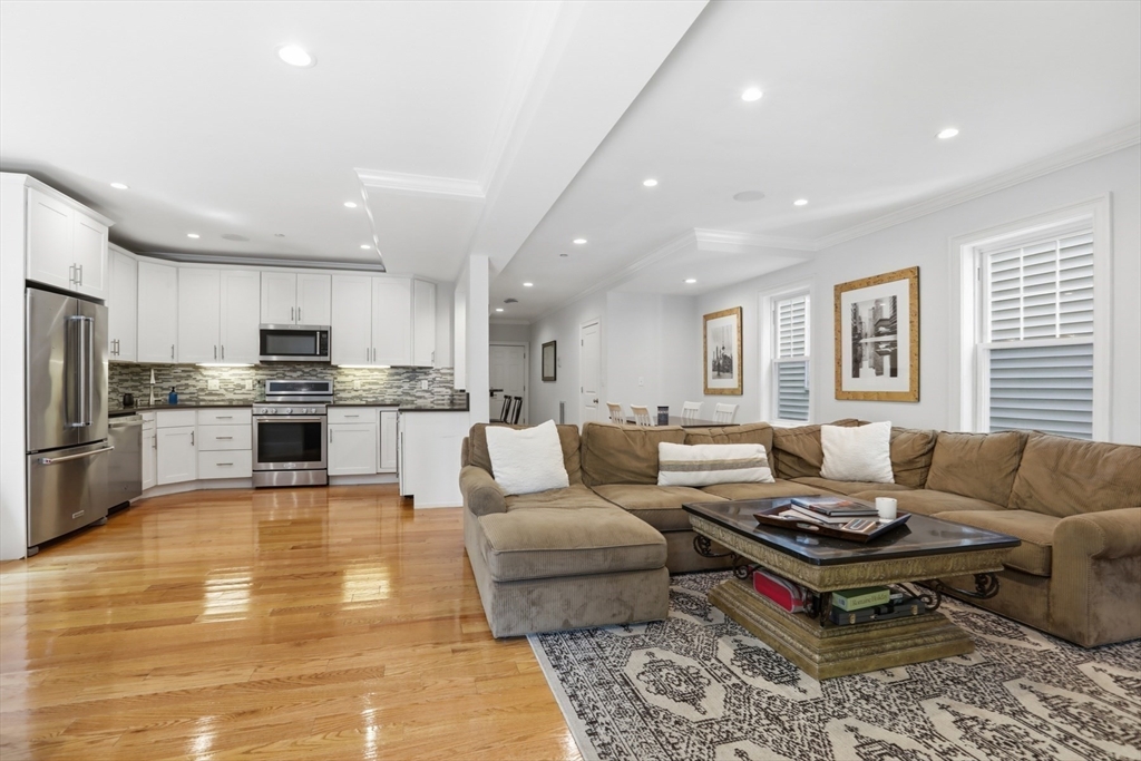 20 Winfield St # 1