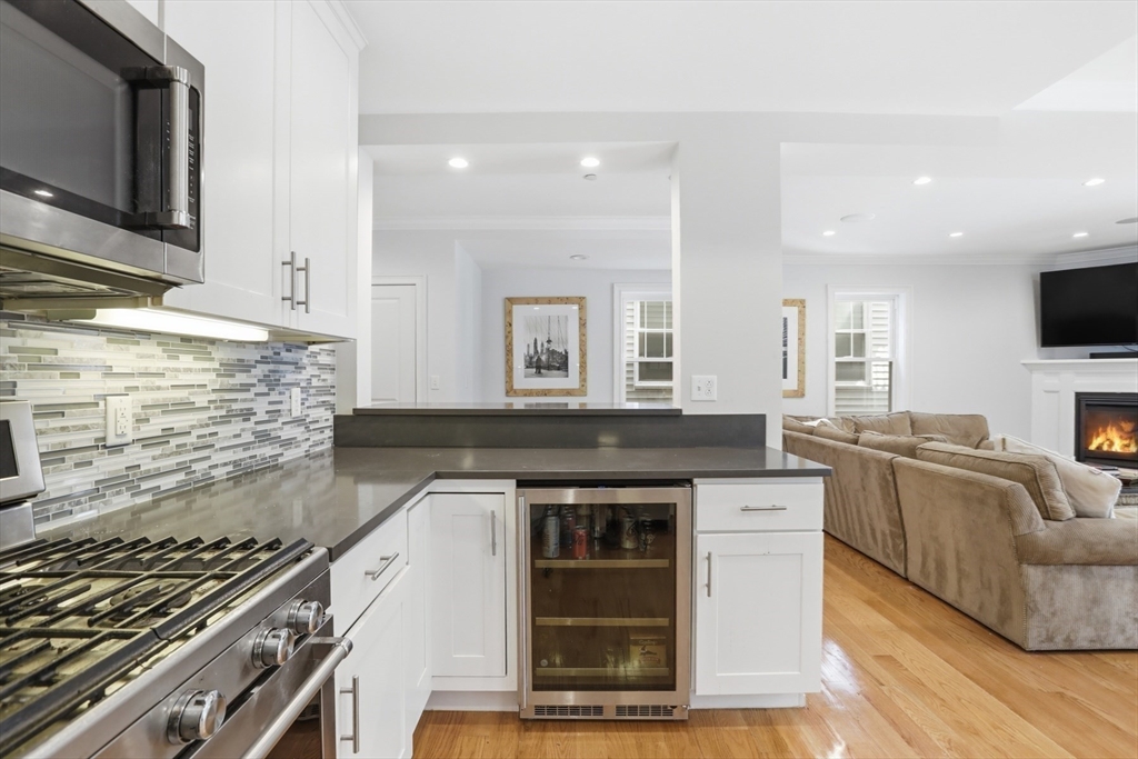 20 Winfield St # 1