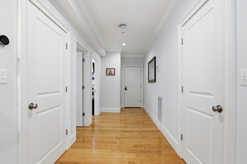 20 Winfield St # 1