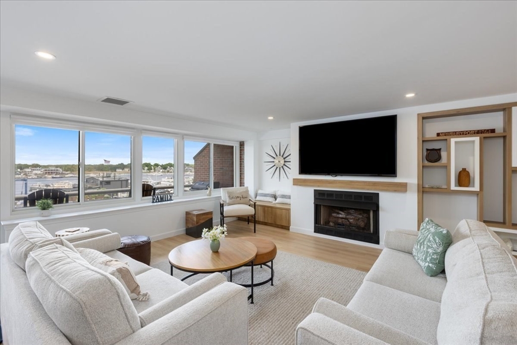 58 Merrimac Street # 5 Unit: 3-5