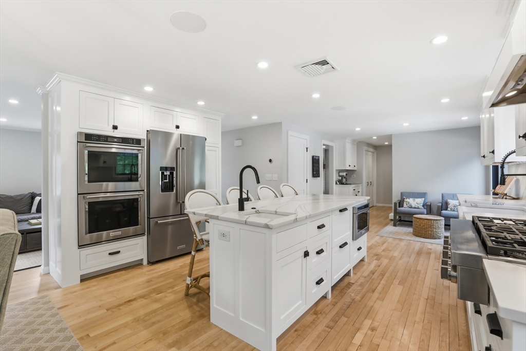 40 Frances Dr