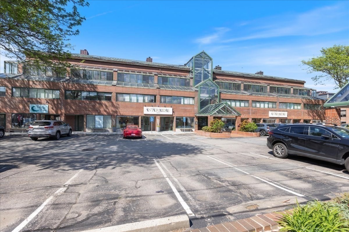 58 Merrimac St # 5 Unit: 3-5