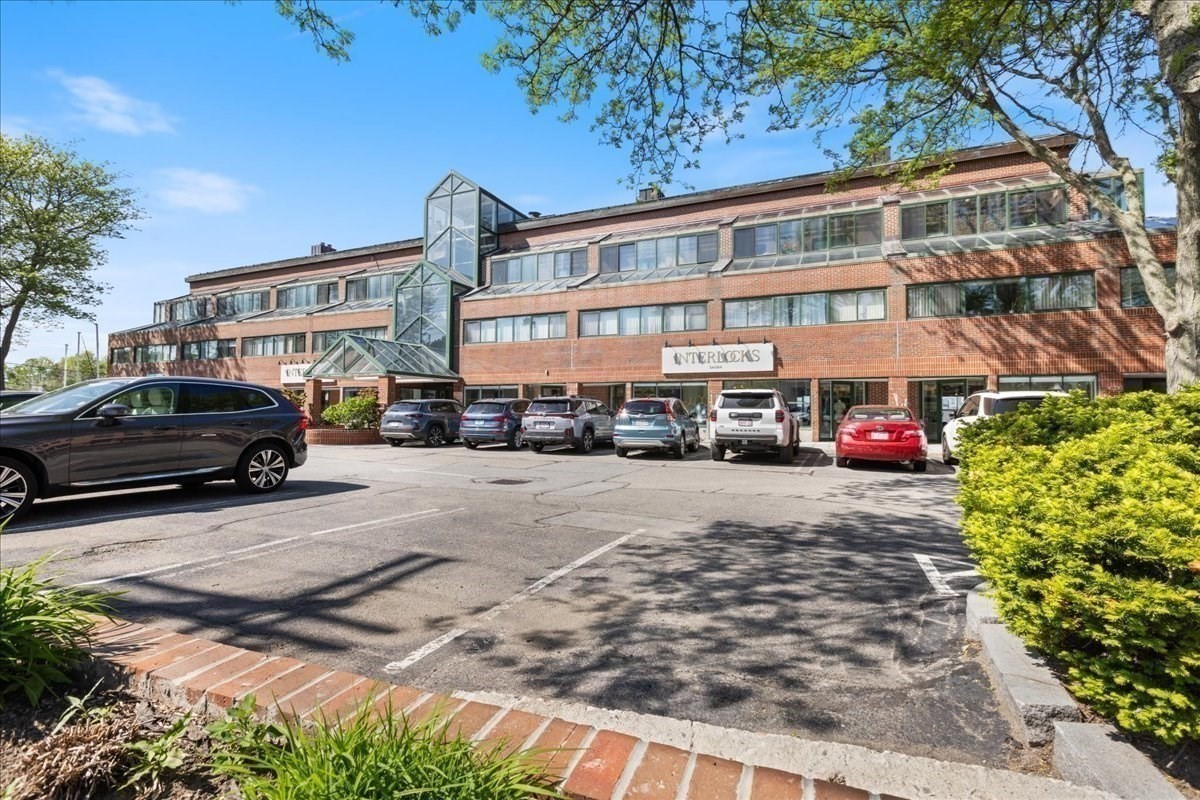 58 Merrimac St # 5 Unit: 3-5