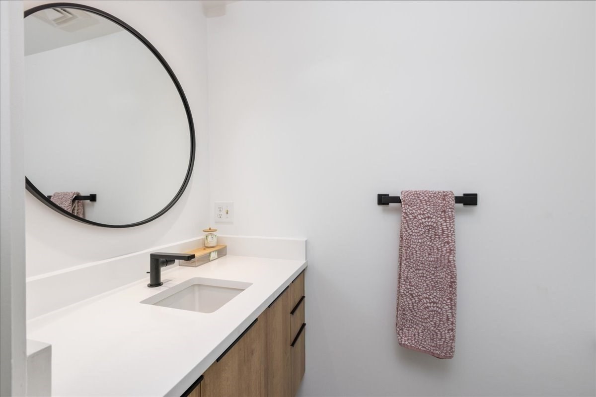58 Merrimac St # 5 Unit: 3-5