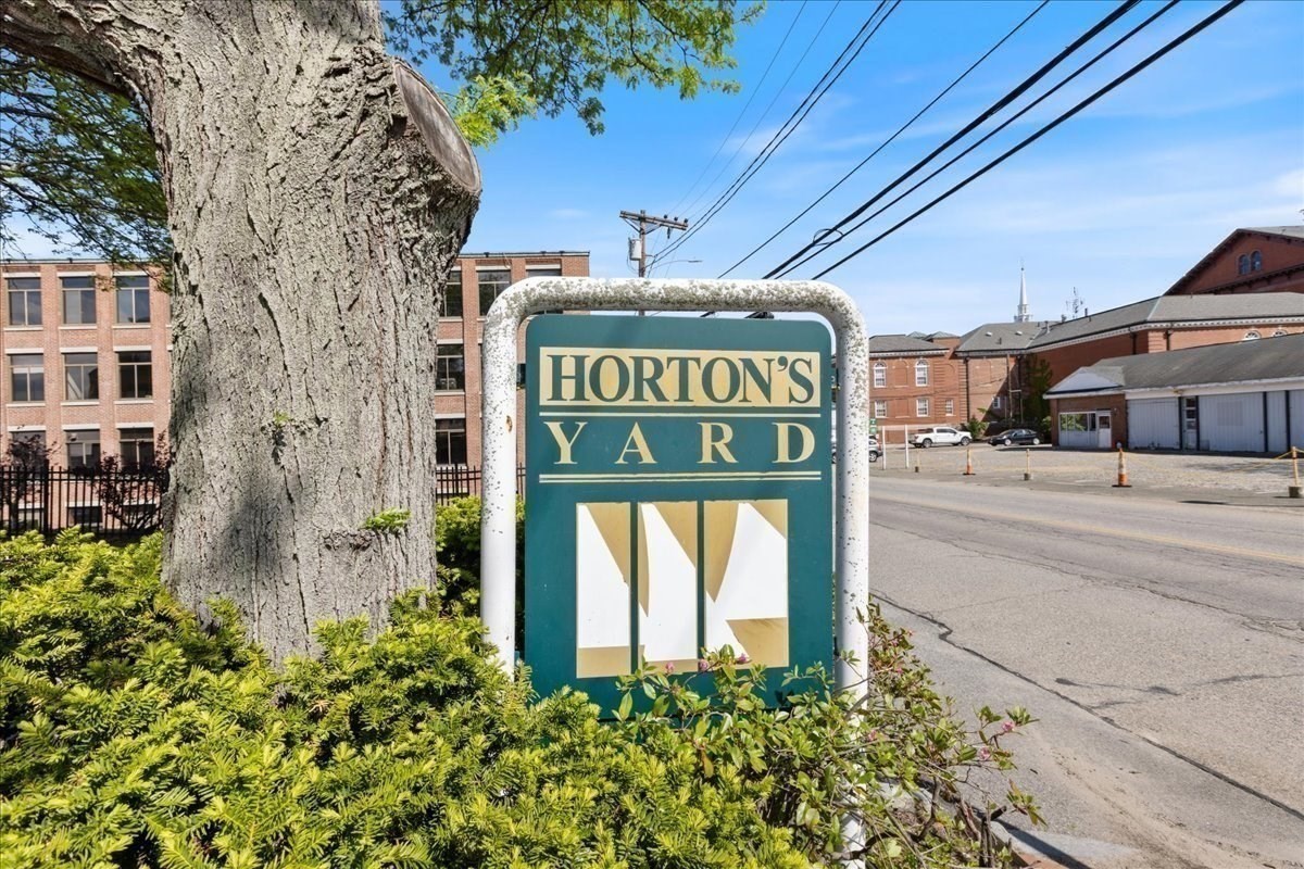 58 Merrimac St # 5 Unit: 3-5