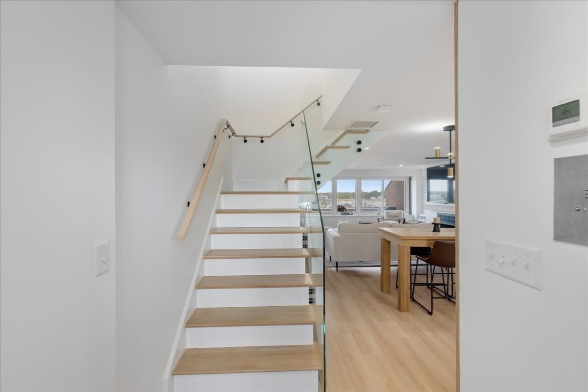 58 Merrimac St # 5 Unit: 3-5