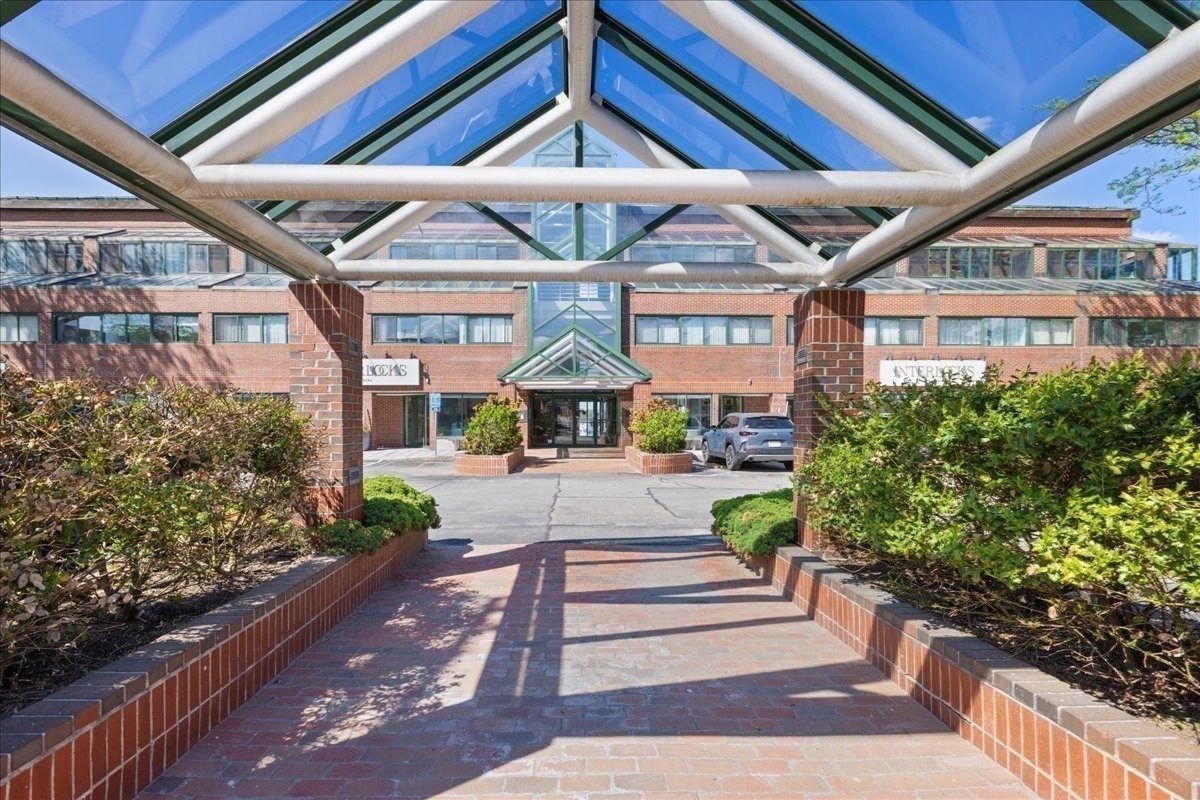 58 Merrimac St # 5 Unit: 3-5