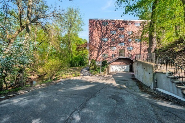 993 Mass. Ave. # 228