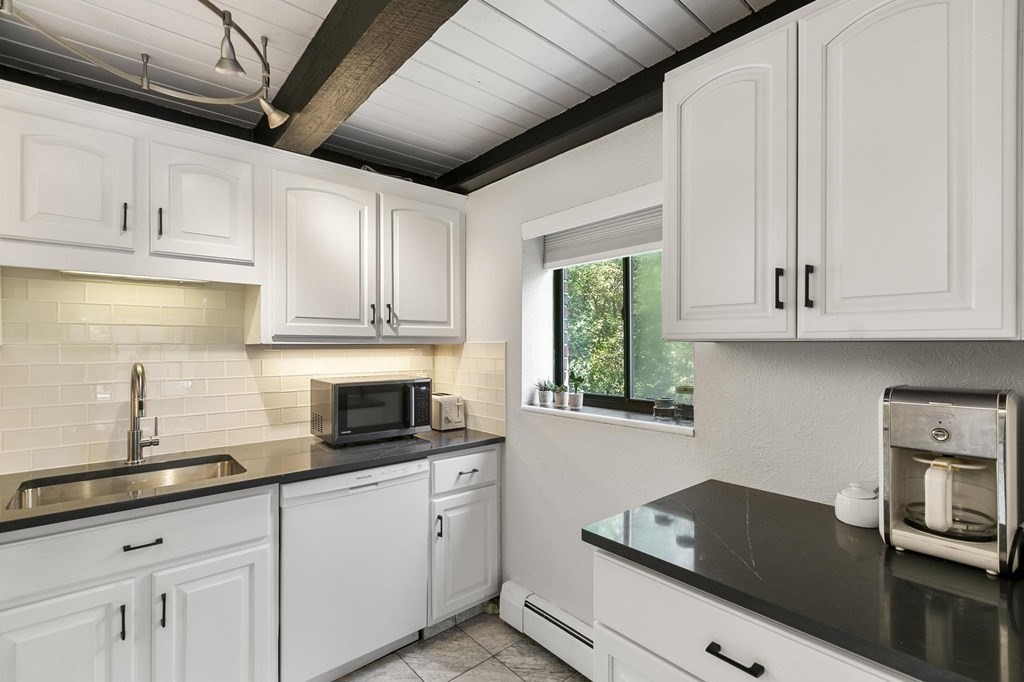 993 Mass. Ave. # 228