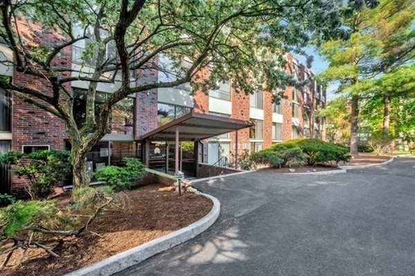 993 Mass. Ave. # 228