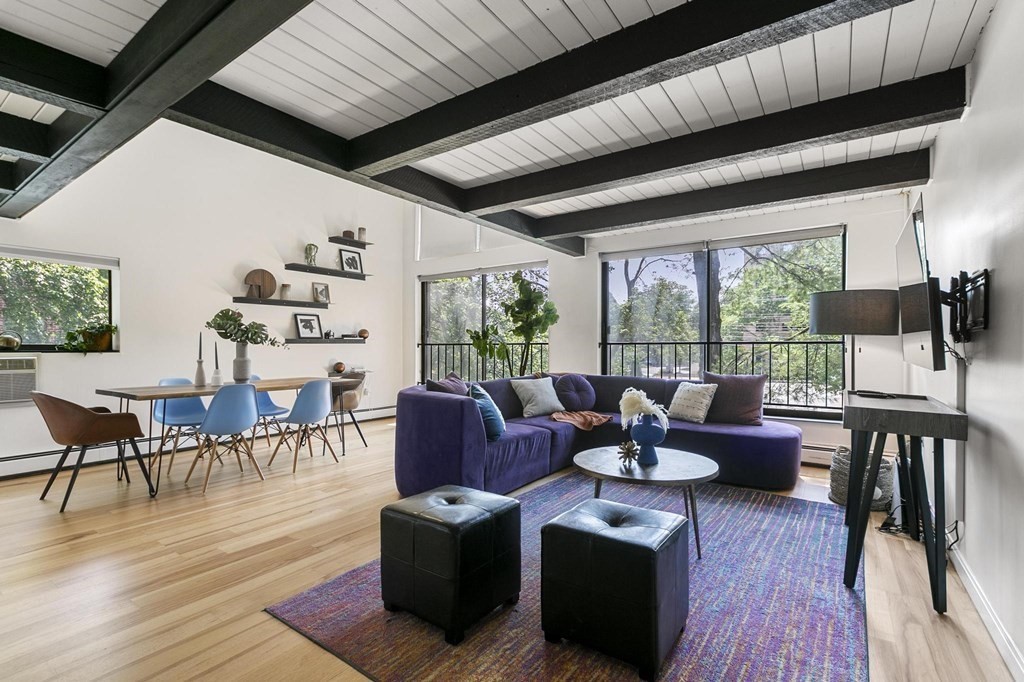 993 Mass. Ave. # 228