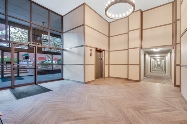 993 Mass. Ave. # 228