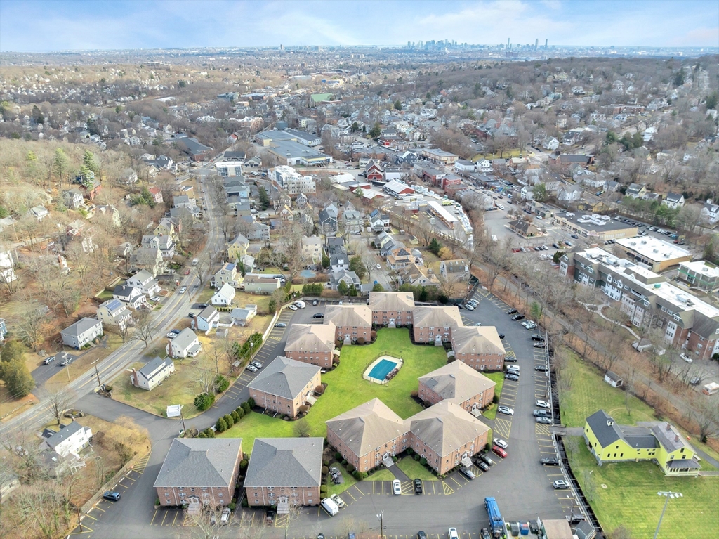 7 Colonial Village Dr # 2