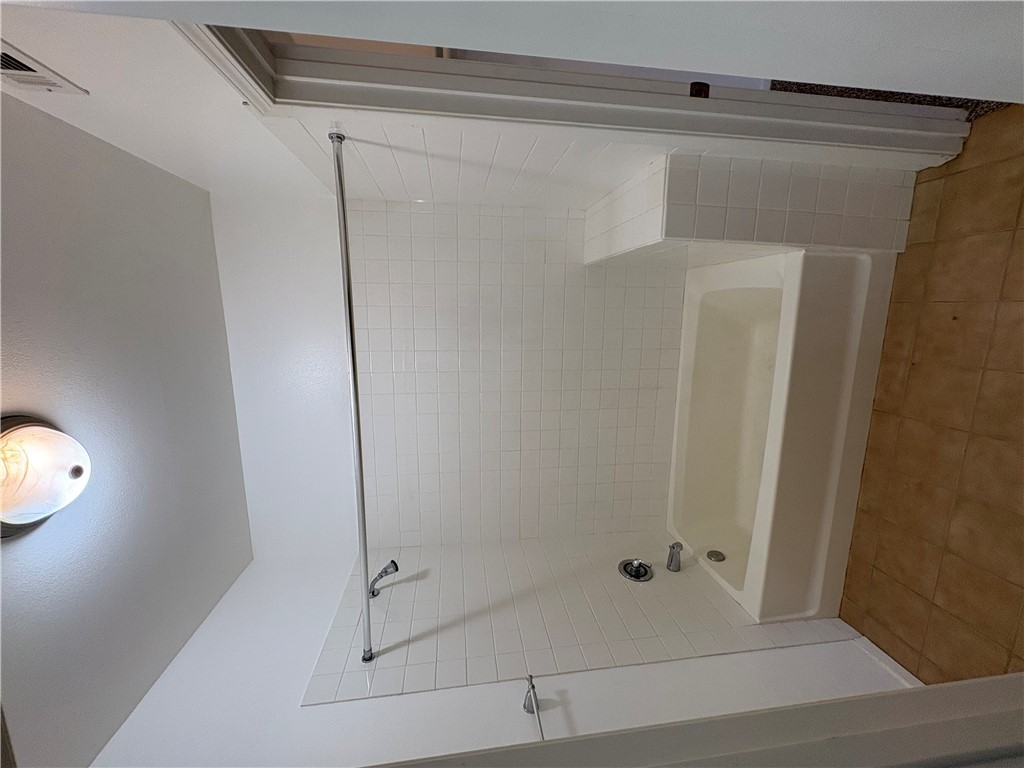 3550 Bay Sands Drive 2076