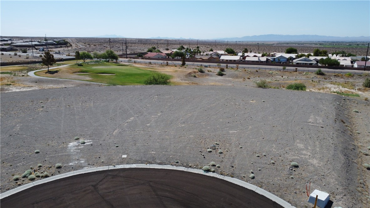 2438 E Corte La Mancha