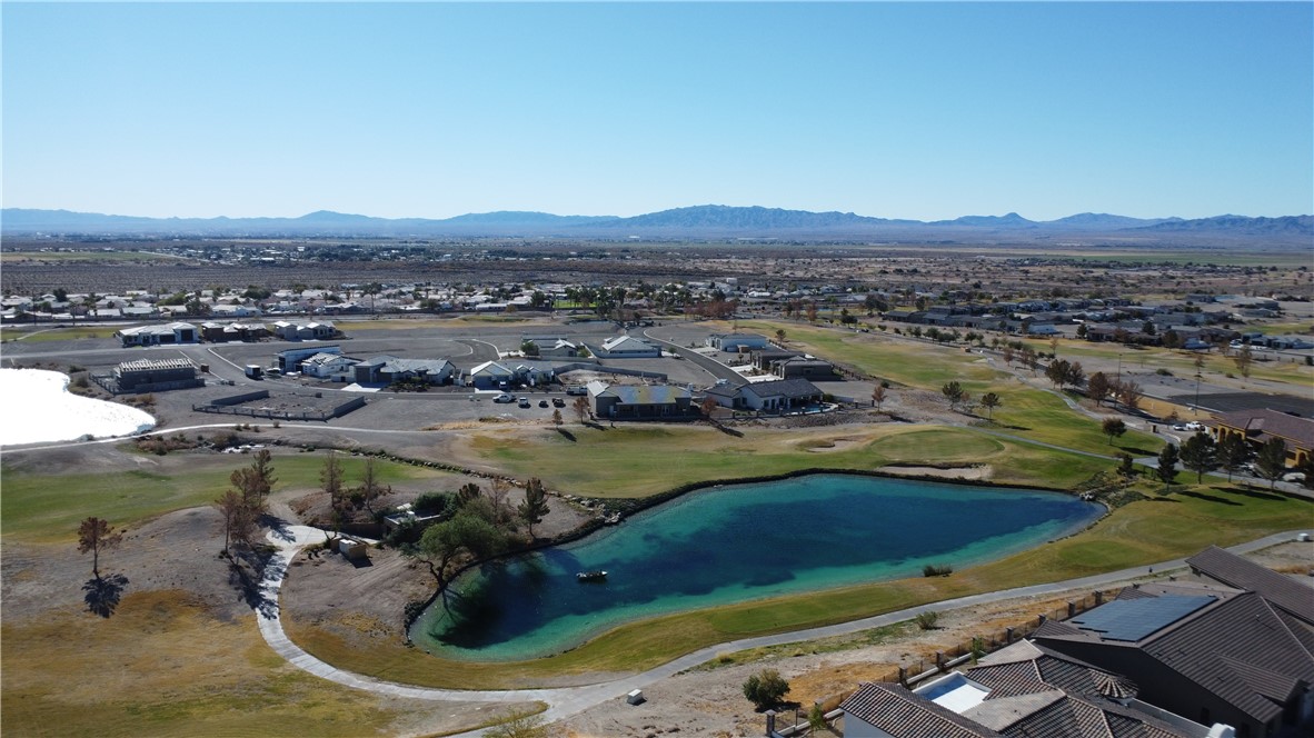 2438 E Corte La Mancha