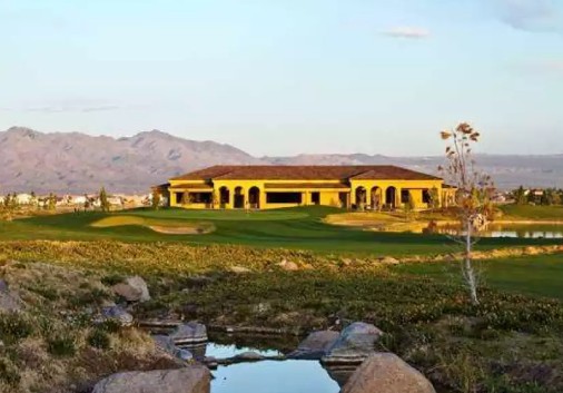 2440 E Corte La Mancha