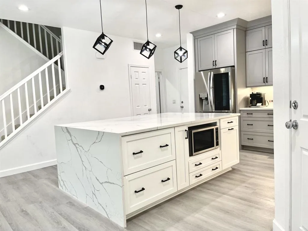425 S Meadowbrook Drive Unit 157