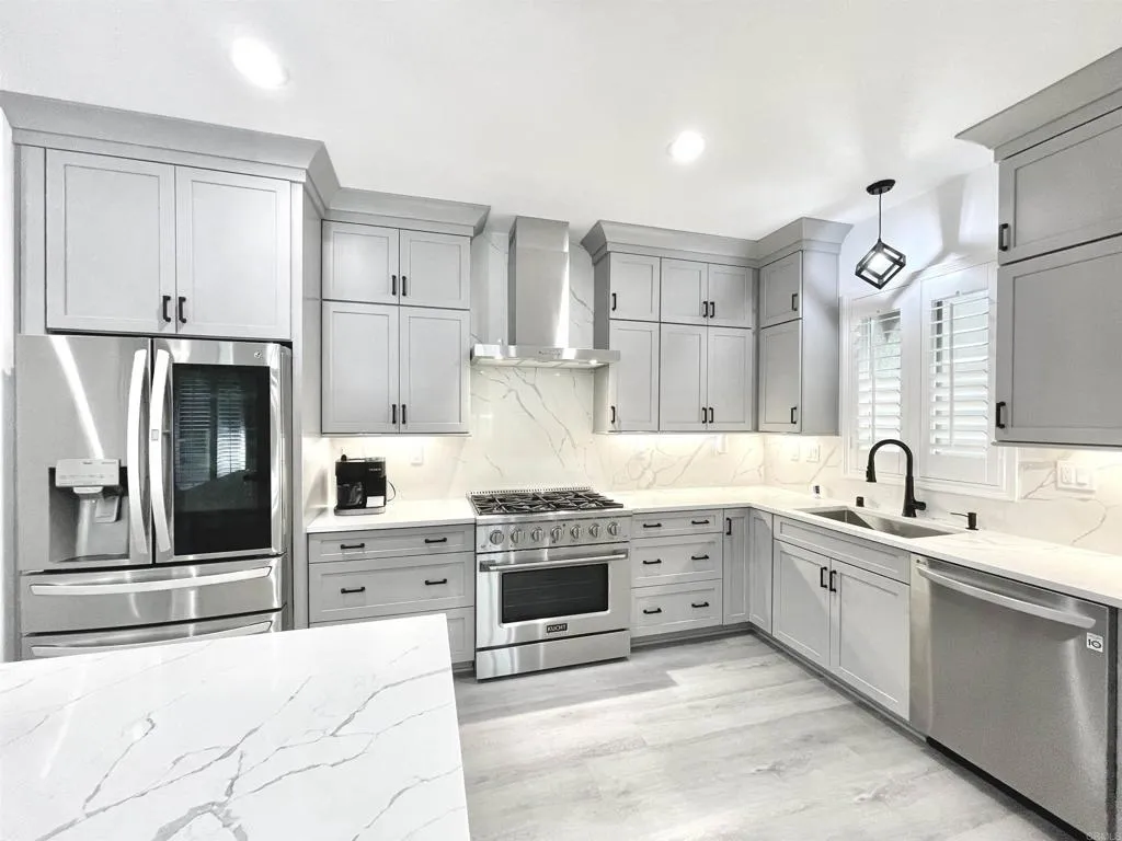 425 S Meadowbrook Drive Unit 157