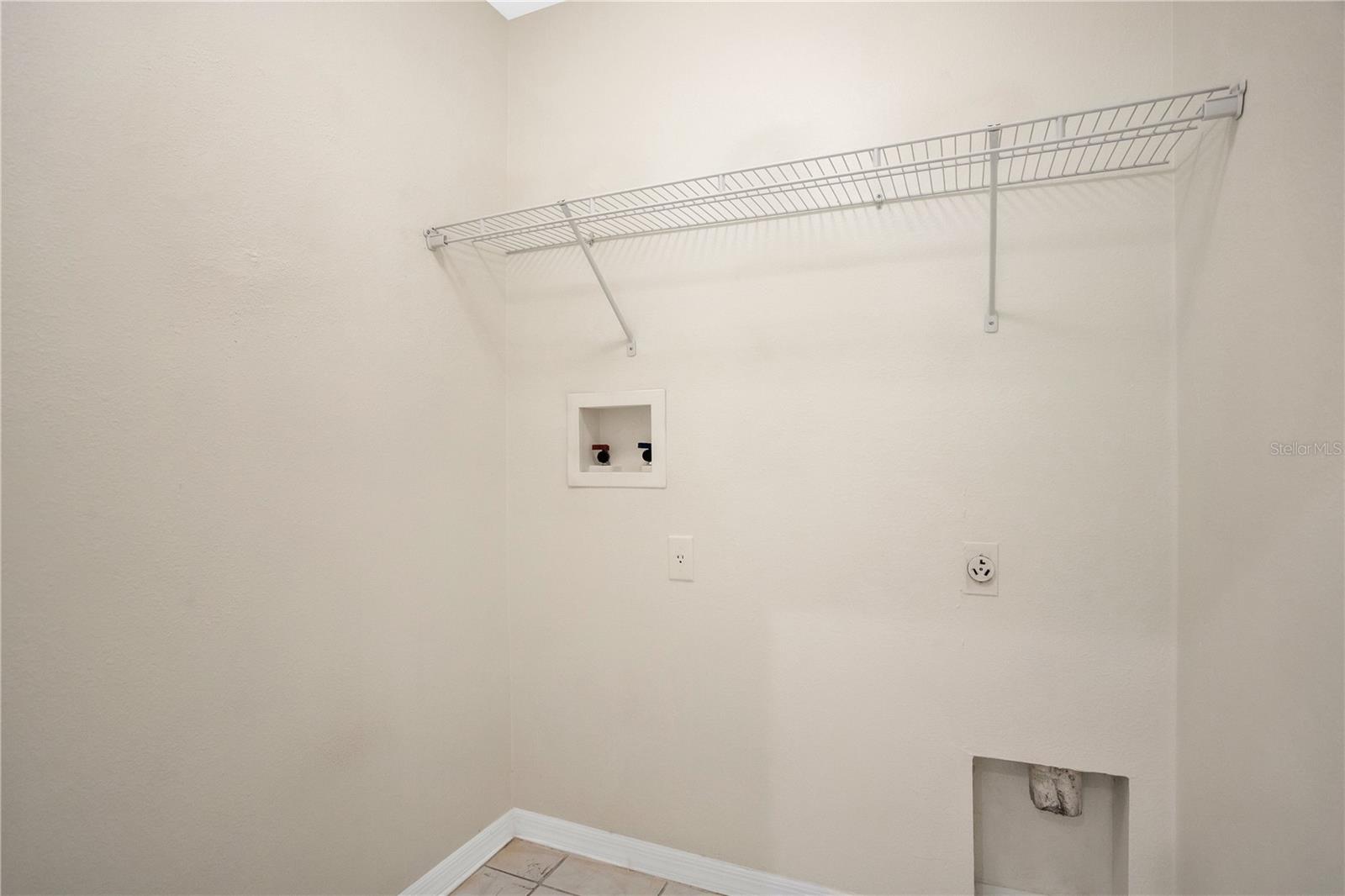 3141 CASTLE ROCK CIR