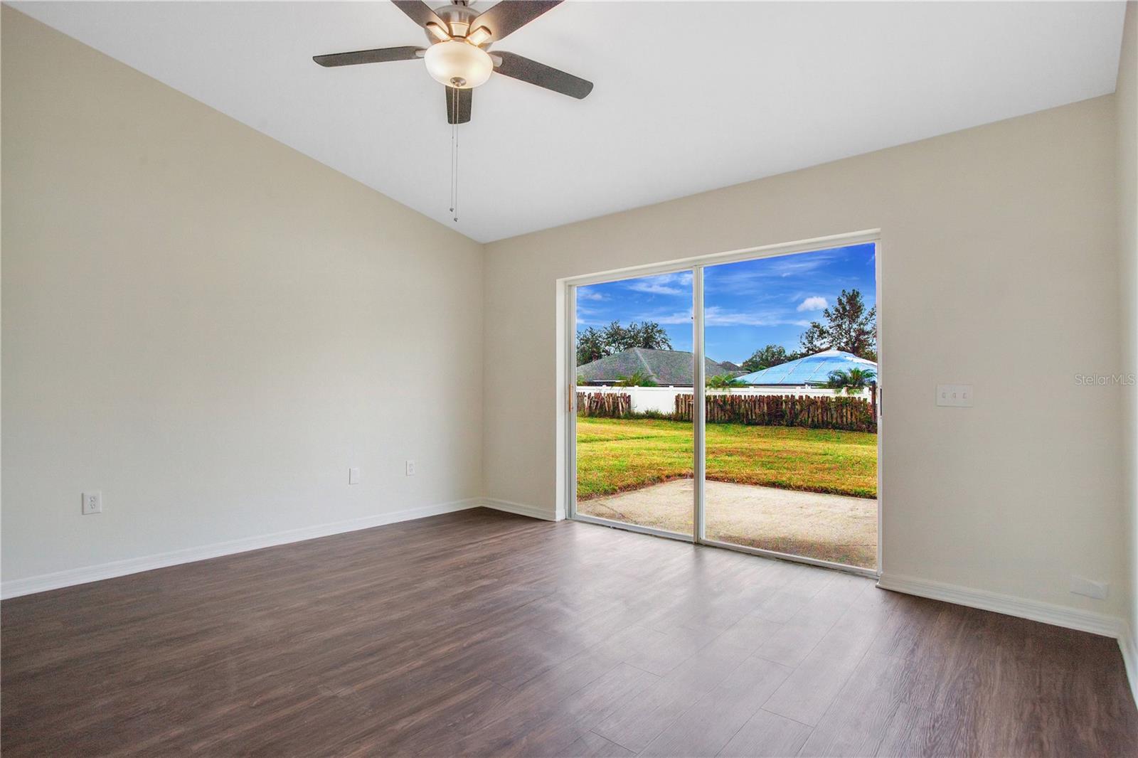 3141 CASTLE ROCK CIR