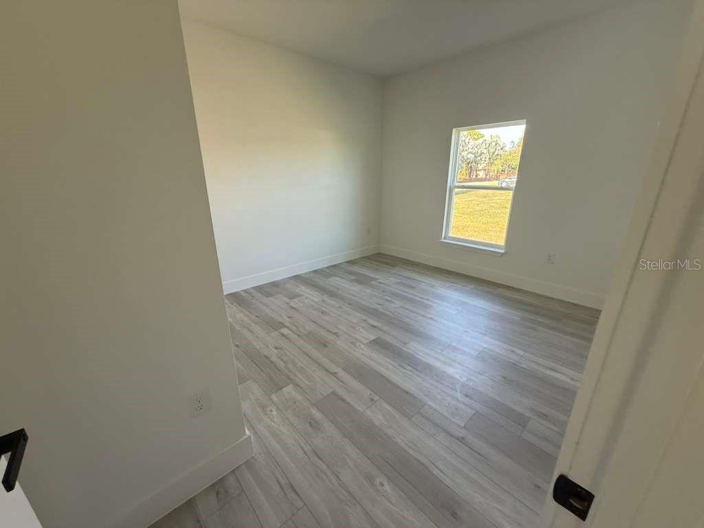 286 CATALONIA AVE NW