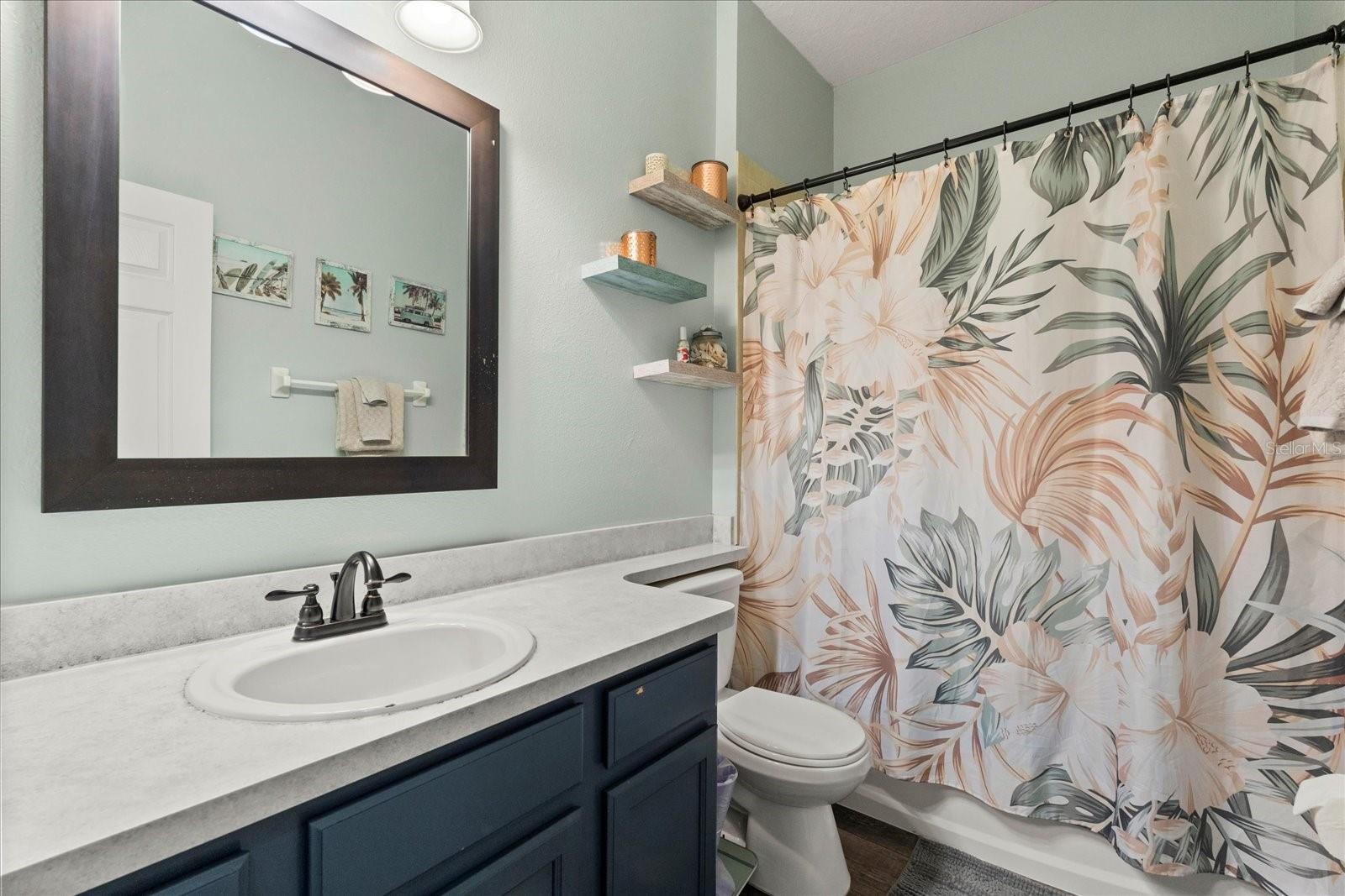 206 BONVILLE DR
