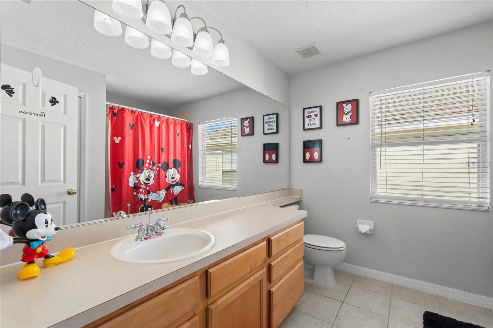206 BONVILLE DR