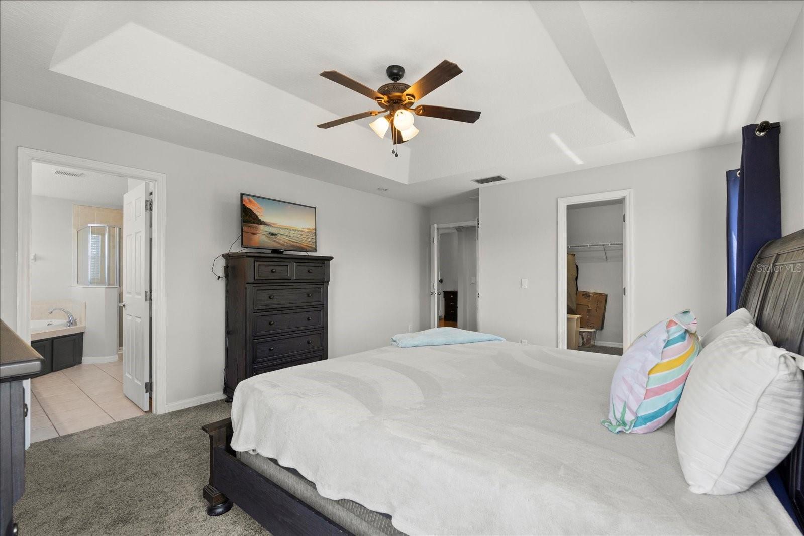 206 BONVILLE DR