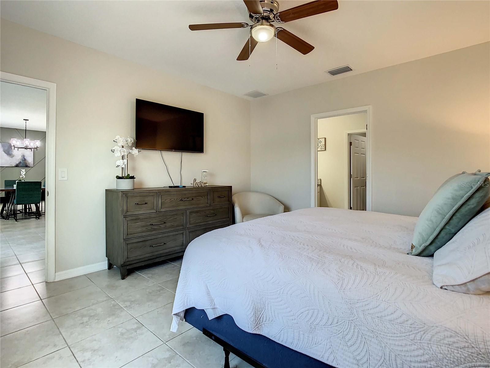 12912 CONQUISTADOR LOOP