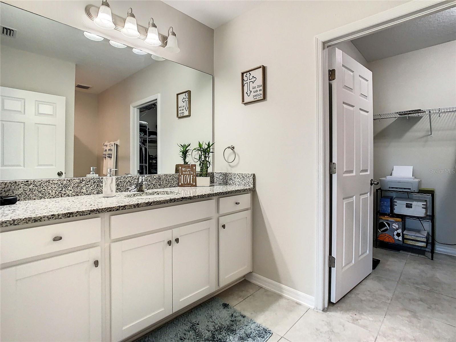 12912 CONQUISTADOR LOOP