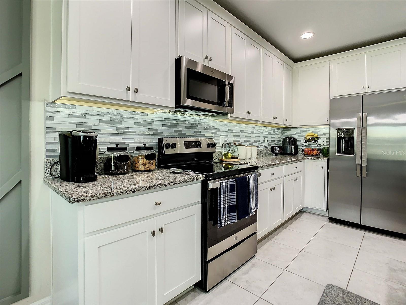 12912 CONQUISTADOR LOOP