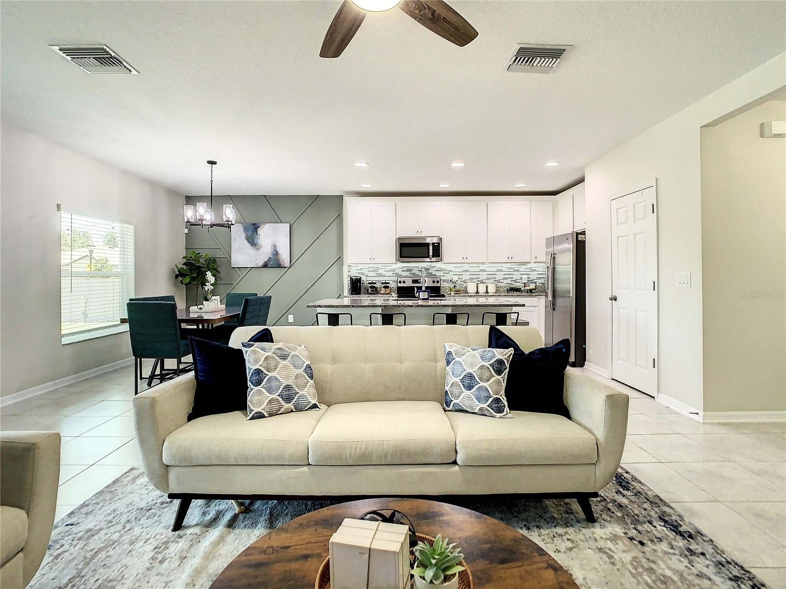 12912 CONQUISTADOR LOOP