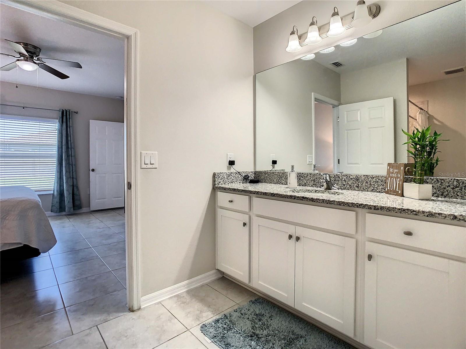 12912 CONQUISTADOR LOOP