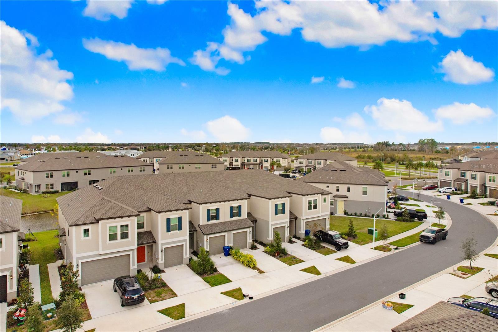 31894 BLUE PASSING LOOP