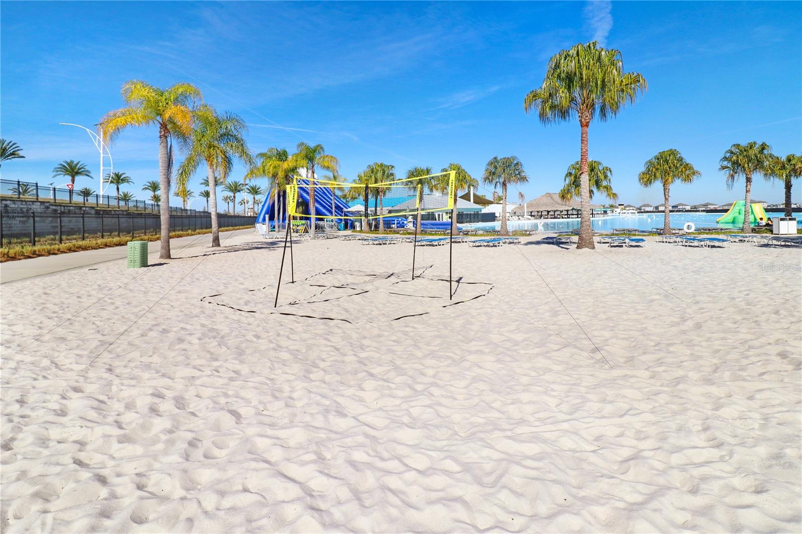 31894 BLUE PASSING LOOP