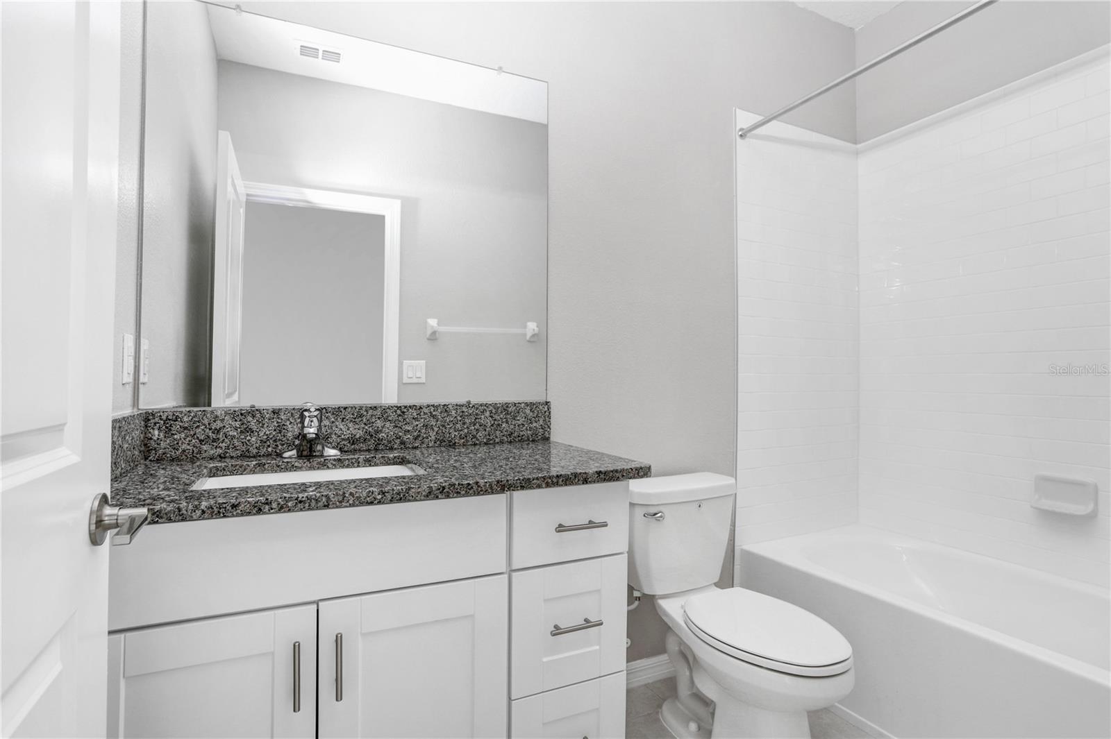 31894 BLUE PASSING LOOP