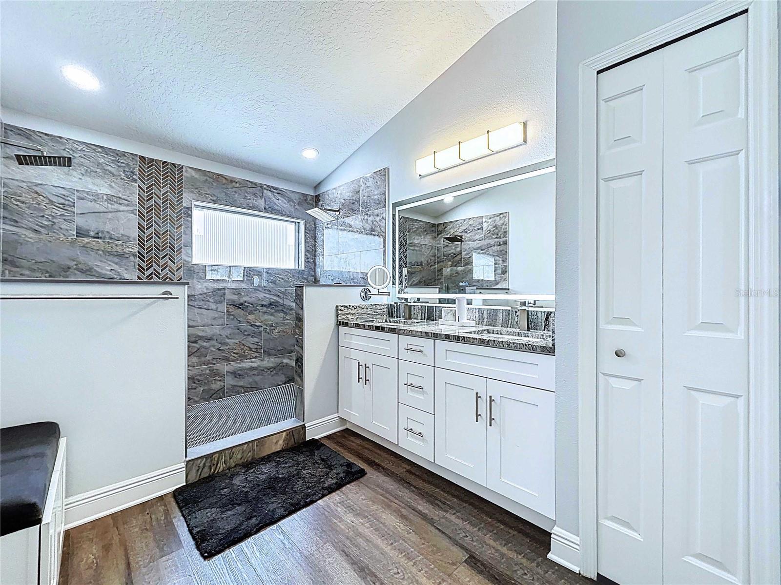 6205 CHAPEL PINES BLVD