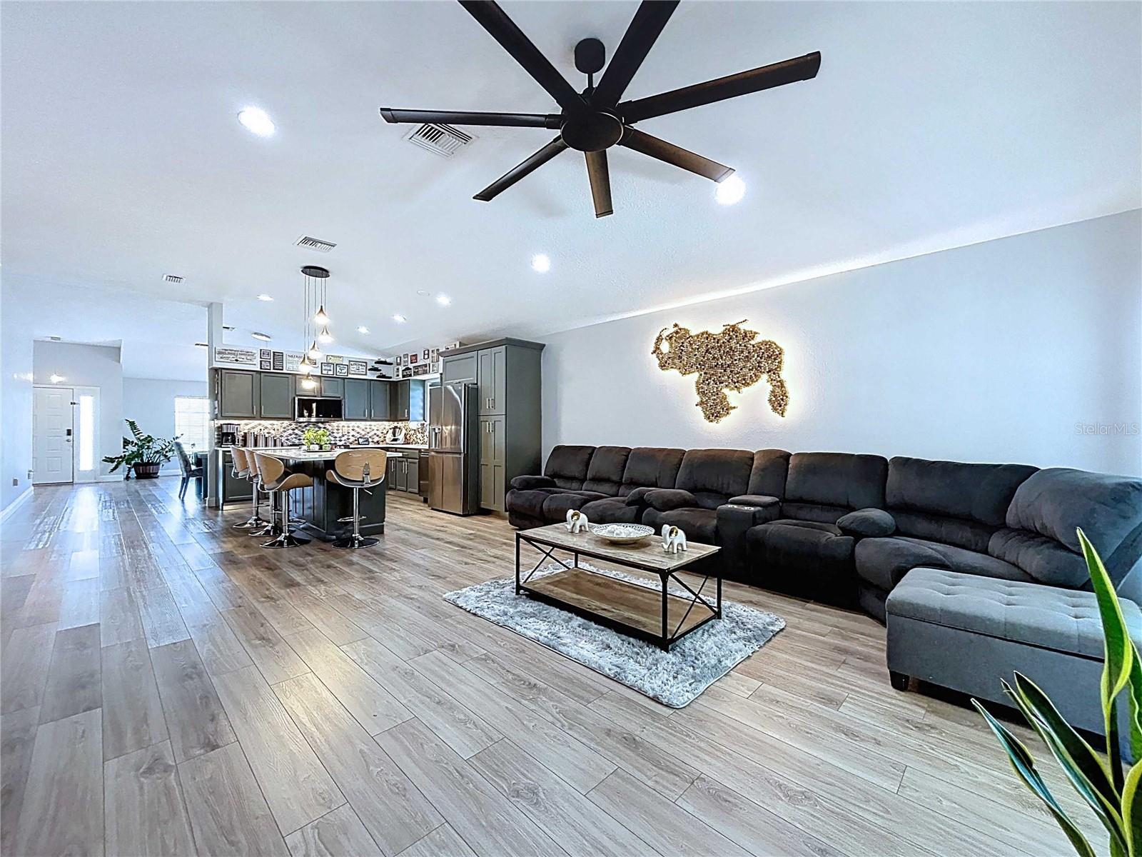 6205 CHAPEL PINES BLVD