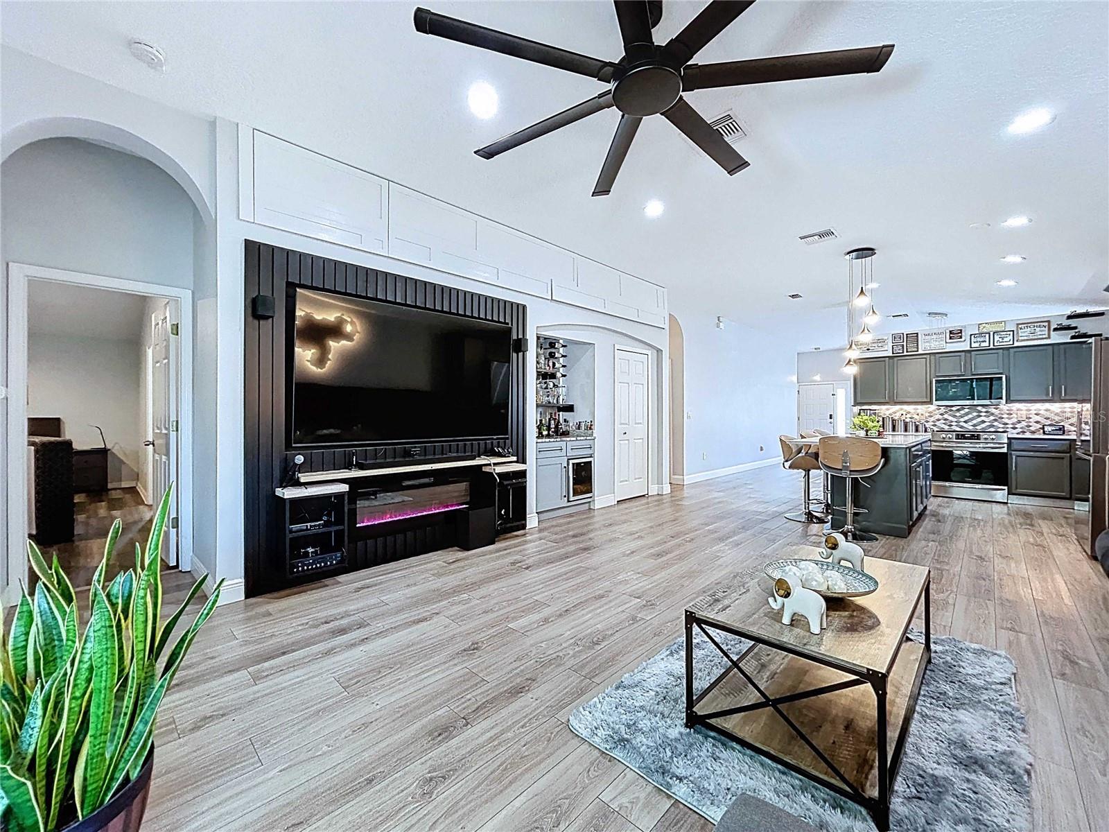 6205 CHAPEL PINES BLVD