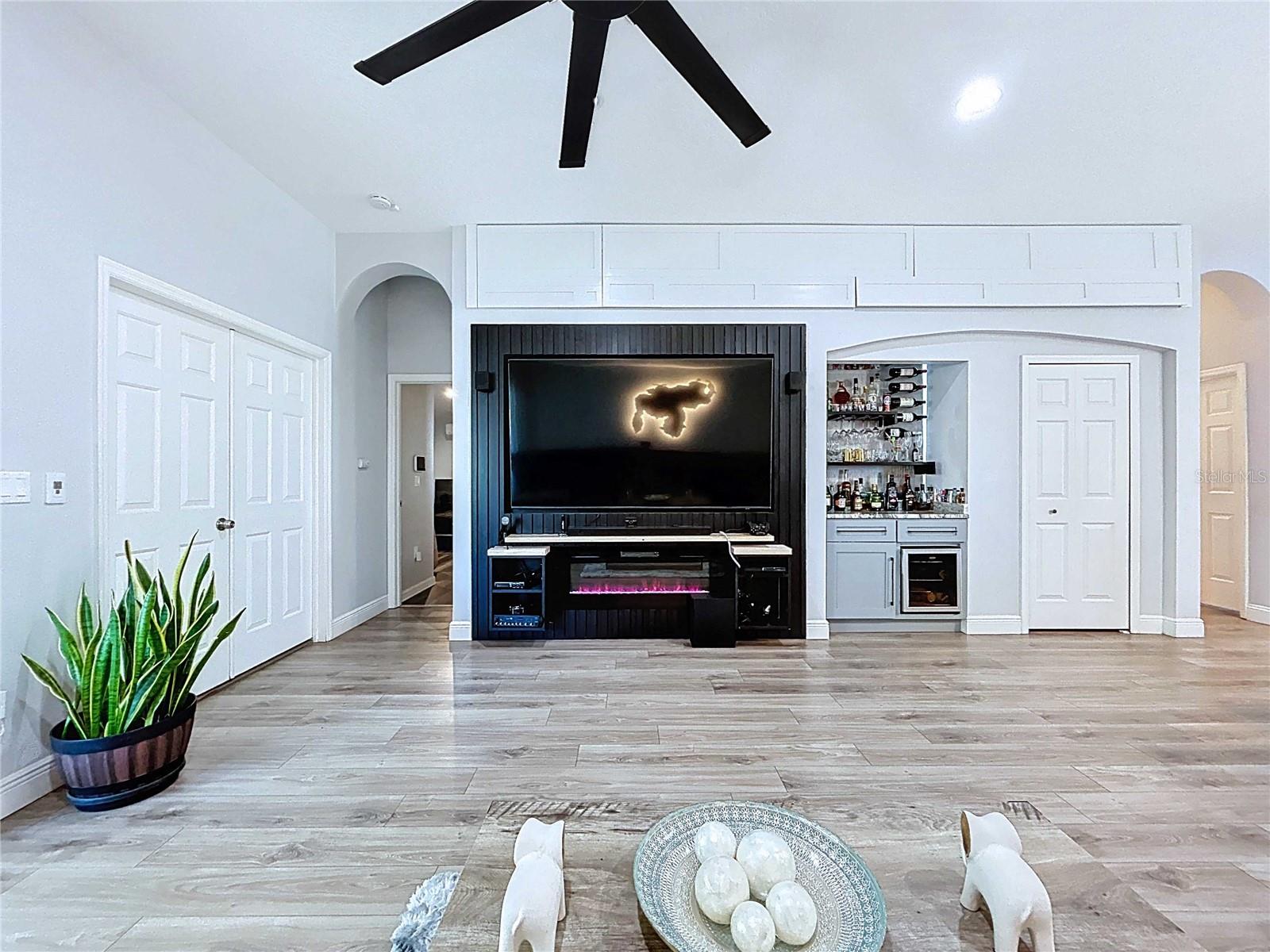 6205 CHAPEL PINES BLVD