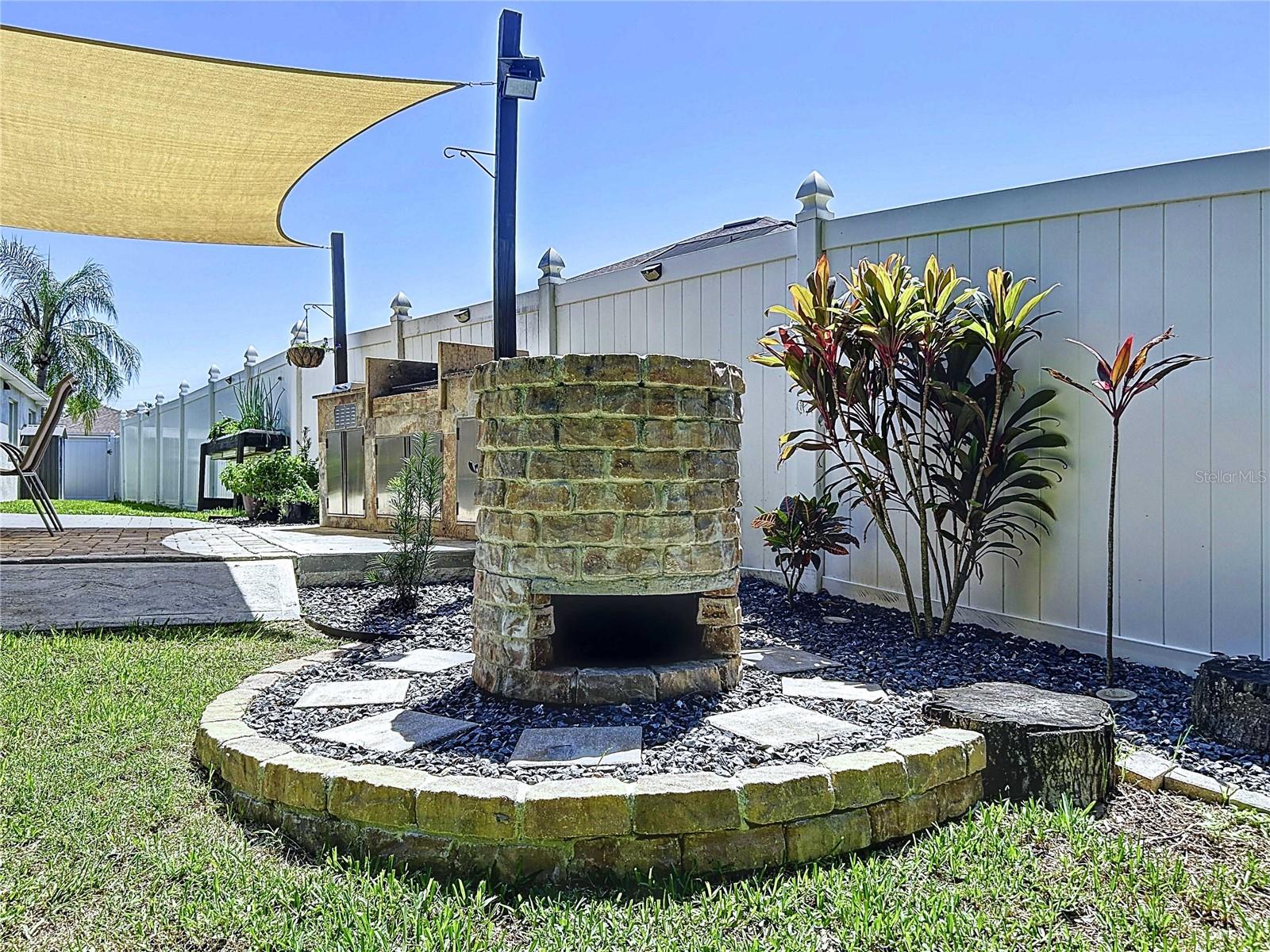 6205 CHAPEL PINES BLVD