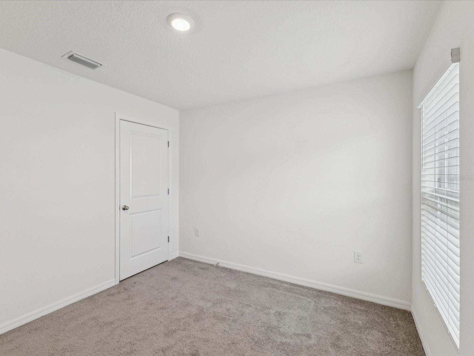 6043 PIEDMONT DR
